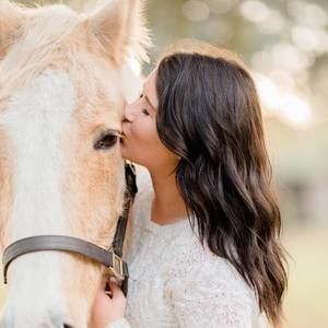 Meet your Posher, Kimberly